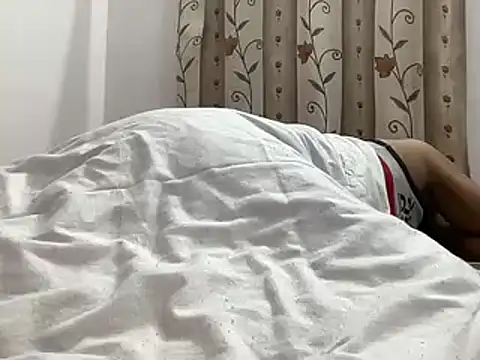 HORNY4UDESI online show from December 6, 10:30 pm