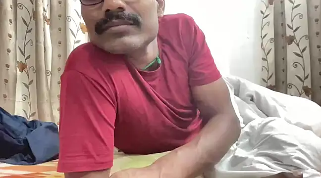 HORNY4UDESI online show from December 19, 11:14 pm