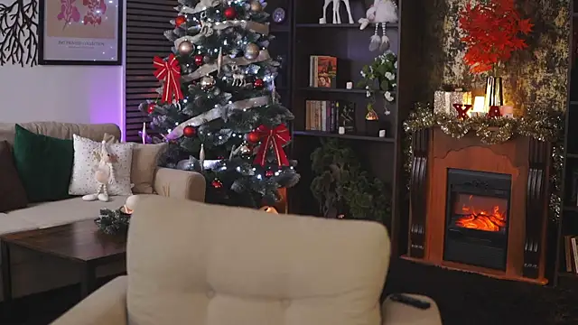 EvaSunderland online show from December 5, 11:29 pm