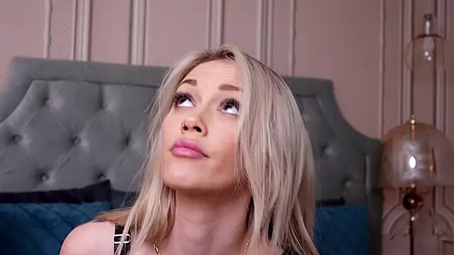 LucyAddison online show from January 29, 6:33 am