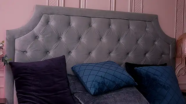 LucyAddison online show from February 8, 10:39 am