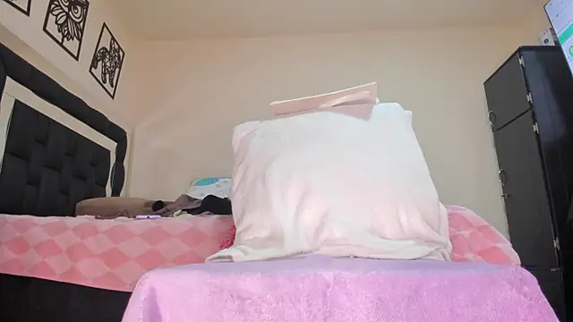 Rachel-milfy- online show from June 12, 6:07 pm