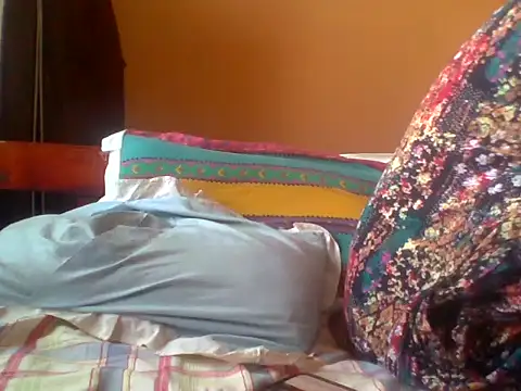 Sweetrata  online show from February 1, 12:15 pm