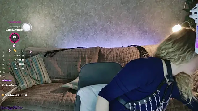 Snapshot of VerdgyMiller chatting on February 1, 7:15 am VerdgyMiller online show from February 1, 7:15 am