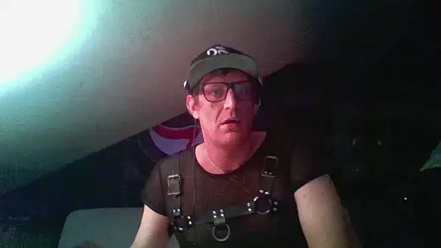 Bigthroaterboy online show from December 1, 6:41 pm