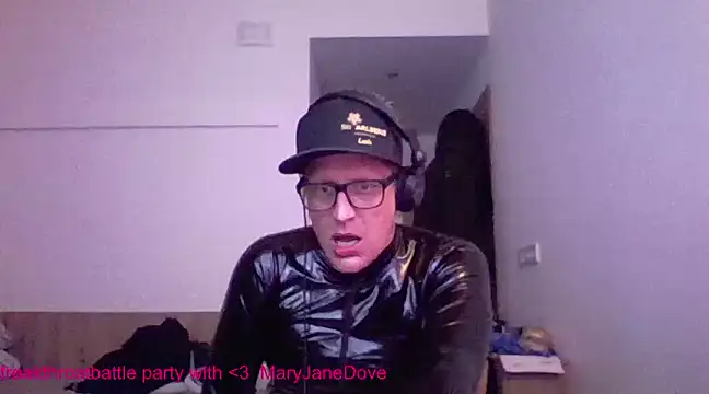 Bigthroaterboy online show from March 8, 9:50 am