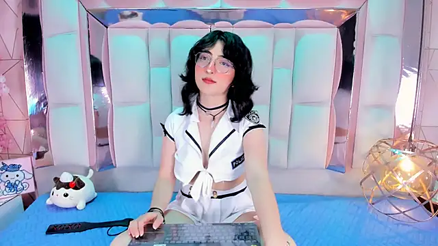 Snapshot of SaraMartini1 chatting on September 20, 6:03 am SaraMartini1 online show from September 20, 6:03 am