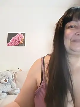 Women-pleasures online show from February 4, 8:09 am