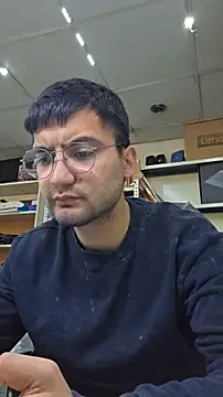 Snapshot of istebenboylebiradamim chatting on November 10, 8:13 am istebenboylebiradamim online show from November 10, 8:13 am