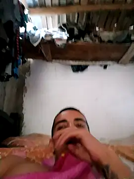 Snapshot of Restrepo300 chatting on October 5, 2:15 pm Restrepo300 online show from October 5, 2:15 pm