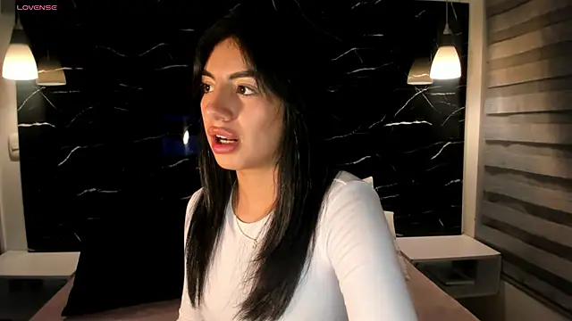 ANTONELLA  ROUSE  online show from December 27, 4:26 am