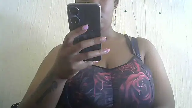 NippleMilkXx online show from January 20, 6:21 am