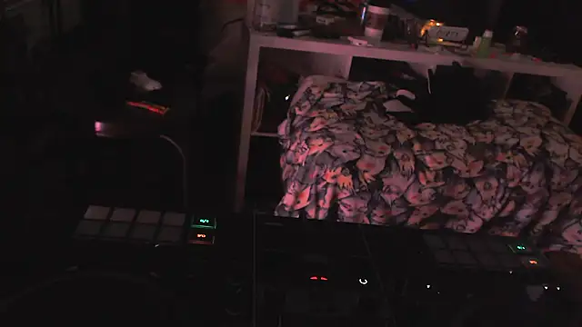 trash4cash online show from January 31, 4:47 am