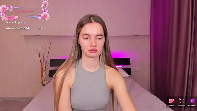 Erika Carpenter online show from December 6, 1:18 am