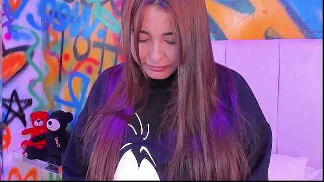 Liana Bernocchi online show from March 27, 8:52 pm