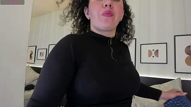 Valeria  soler online show from March 13, 1:29 pm