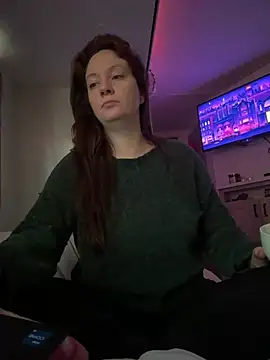 emerieskye20 online show from January 19, 3:21 pm