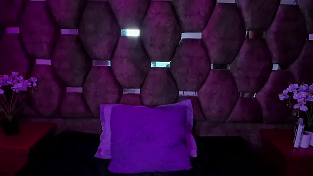 Snapshot of MaddyHudson chatting on February 27, 8:09 pm MaddyHudson online show from February 27, 8:09 pm