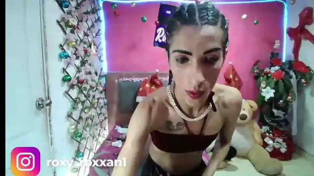 roxy roxxan online show from December 1, 4:29 pm