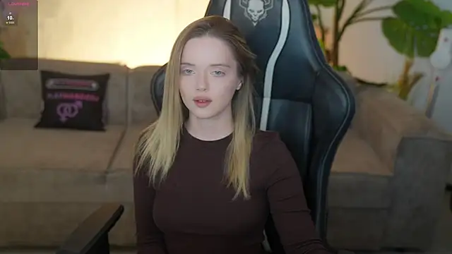 Cassy-Celestial  online show from February 28, 12:06 pm