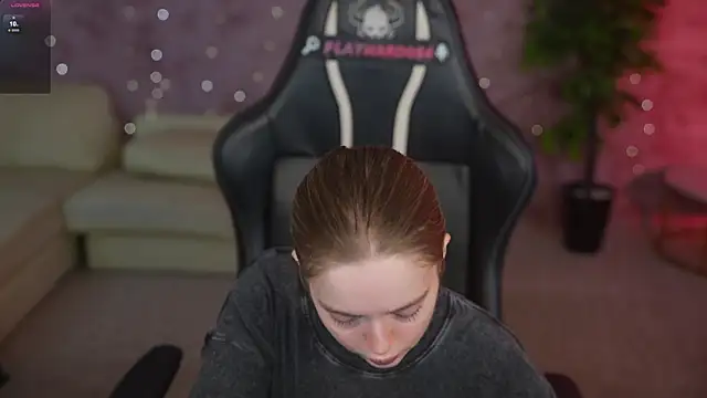 Cassy-Celestial  online show from July 19, 7:23 am