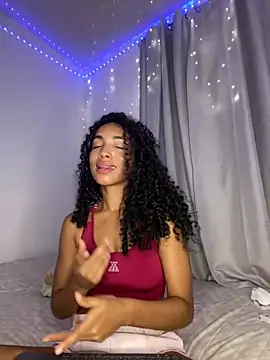 nicoleebony1 online show from January 14, 11:48 pm