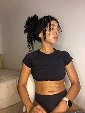 nicoleebony1 online show from June 24, 8:19 pm
