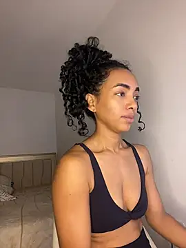 nicoleebony1 online show from June 27, 4:34 pm
