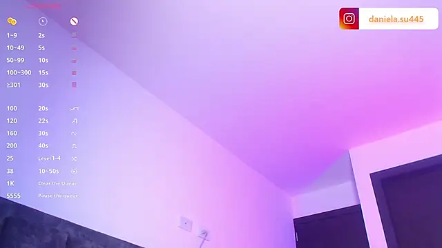 milan delrey online show from September 24, 11:08 pm