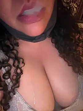 Snehameowwxh online show from April 10, 6:34 pm