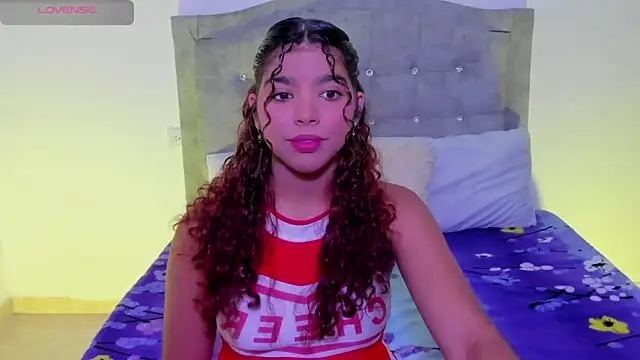 aurora rodriguez online show from March 16, 12:45 am