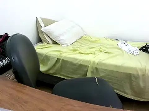 Morenatranss online show from February 13, 7:10 pm