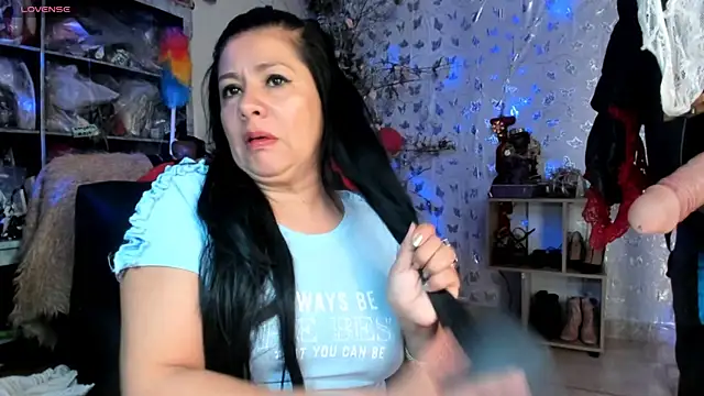 Snapshot of Erlinda-engel chatting on May 26, 1:18 pm Erlinda-engel online show from May 26, 1:18 pm