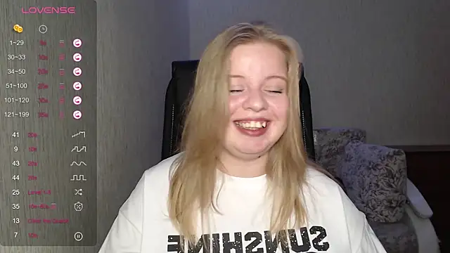 Snapshot of Angelic_Lika chatting on November 23, 3:23 pm Angelic Lika online show from November 23, 3:23 pm