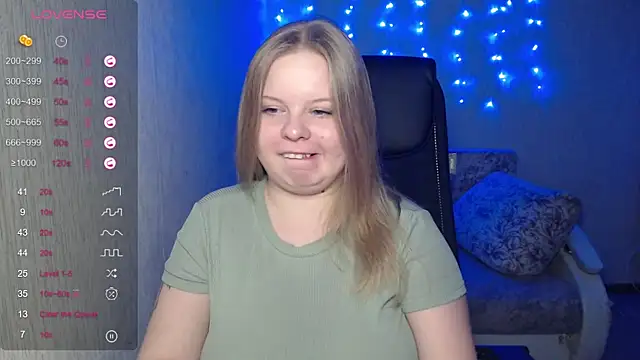 Snapshot of Angelic_Lika chatting on December 20, 5:42 pm Angelic Lika online show from December 20, 5:42 pm