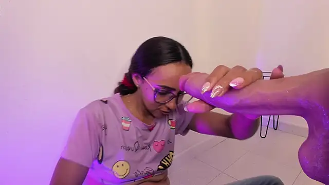 KELSEY FOXY online show from March 10, 10:45 pm