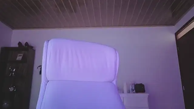 Snapshot of Olivia_seex chatting on September 26, 1:37 pm Olivia seex online show from September 26, 1:37 pm