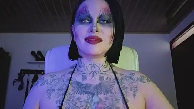 Snapshot of Olivia_seex chatting on September 28, 1:38 pm Olivia seex online show from September 28, 1:38 pm