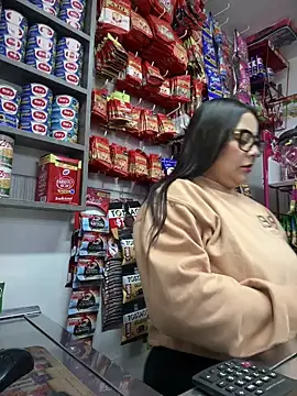 Snapshot of Sol_biglips chatting on December 10, 1:22 pm Sol biglips online show from December 10, 1:22 pm