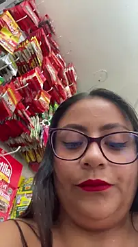 Snapshot of Sol_biglips chatting on November 30, 1:15 pm Sol biglips online show from November 30, 1:15 pm