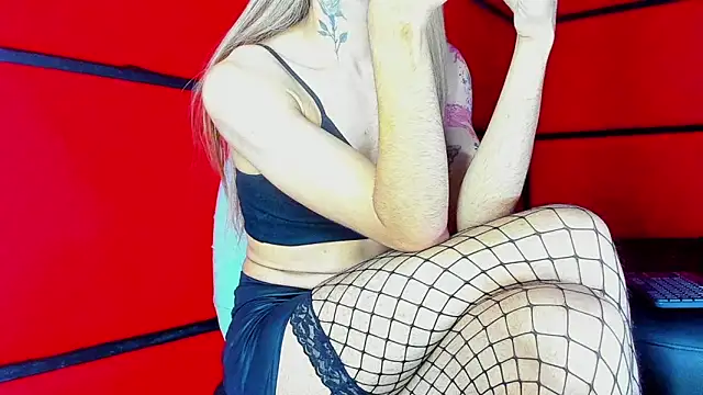 Haileybieberr online show from March 5, 11:16 pm