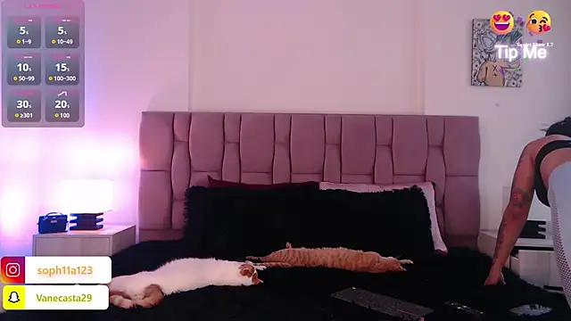 SophiaKarson online show from December 21, 7:27 pm