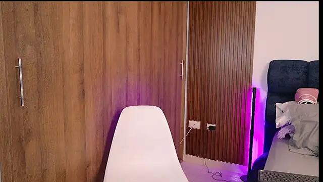 SophiaKarson online show from September 13, 7:13 pm