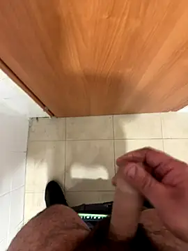 Snapshot of _themask_ chatting on December 5, 3:09 pm themask online show from December 5, 3:09 pm