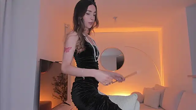 Snapshot of Emmavr chatting on October 30, 1:40 am Emmavr online show from October 30, 1:40 am