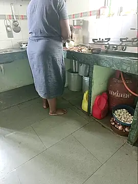 NEHA-DESHI online show from November 8, 8:25 am