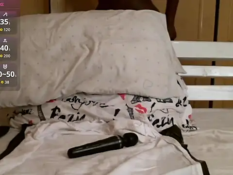 black sexy queen online show from December 19, 9:55 pm