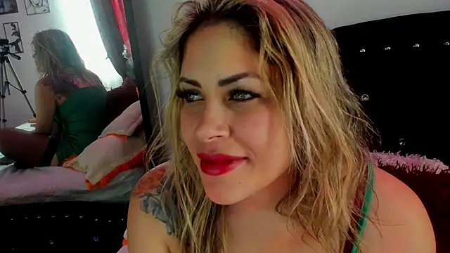 Snapshot of Natalia_Montoya chatting on February 11, 4:56 pm Natalia Montoya online show from February 11, 4:56 pm