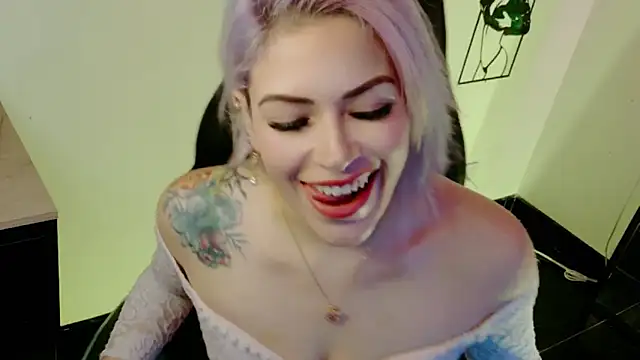 Snapshot of Natalia_Montoya chatting on February 23, 4:32 am Natalia Montoya online show from February 23, 4:32 am