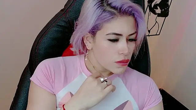 Snapshot of Natalia_Montoya chatting on March 1, 4:31 pm Natalia Montoya online show from March 1, 4:31 pm